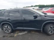 ✅ 2022 Nissan Rogue SV • VIN: 5N1BT3BA4NC727165 • Lot: 43019687. Listed on IAAI with 83,909 mi. Free auction sales archive from the USA and detailed vehicle history report at DreamBid. Image 12.