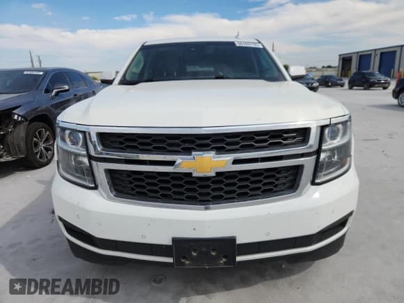 ✅ 2016 Chevrolet Suburban LT • VIN: 1GNSCHKC3GR126873 • Lot: 86489795. Wystawiony na Copart z przebiegiem 164 594 mil. Bezpłatny archiwum sprzedaży aukcyjnych z USA i szczegółowy raport historii pojazdu na DreamBid. Zdjęcie 5.