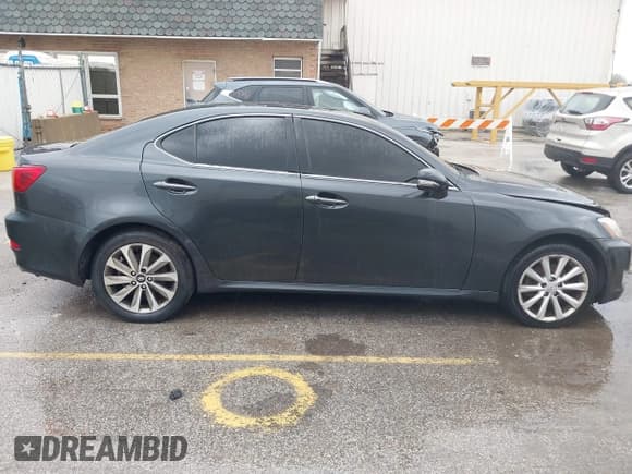 ✅ 2010 Lexus IS 250 • VIN: JTHCF5C2XA5036139 • Lot: 42101015. Wystawiony na IAAI z przebiegiem 198 782 mil. Bezpłatny archiwum sprzedaży aukcyjnych z USA i szczegółowy raport historii pojazdu na DreamBid. Zdjęcie 14.
