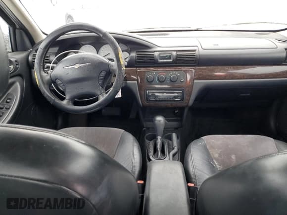 ✅ 2005 Chrysler Sebring • VIN: 1C3EL66R95N562516 • Lot: 45698335. Listed on Copart with 120,929 mi. Free auction sales archive from the USA and detailed vehicle history report at DreamBid. Image 8.