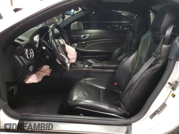 ✅ 2014 Mercedes-Benz SLK 250 • VIN: WDDPK4HA8EF092580 • Лот: 80237154. Опубликован ранее на Copart с пробегом 111 151 миль. Бесплатный доступ к архиву аукционных продаж из США и подробный отчёт об истории автомобиля на DreamBid. Изображение 7.