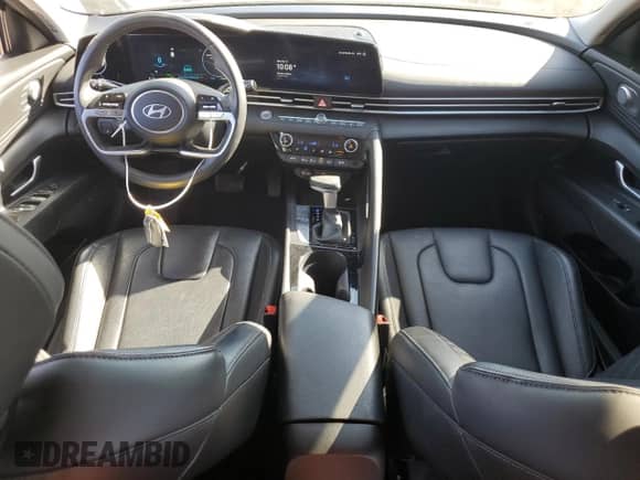 2024 Hyundai Elantra Limited with VIN KMHLN4DJ1RU102854, listed as a Copart auction lot 81515215 with 31,698 mi miles and Salvage title. Bid and sale history available at DreamBid. Image 8.