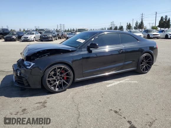 ✅ 2015 Audi RS 5 • VIN: WUAC6AFR9FA901588 • Lot: 61548775. Listed on Copart with 84,874 mi. Free auction sales archive from the USA and detailed vehicle history report at DreamBid. Image 1.