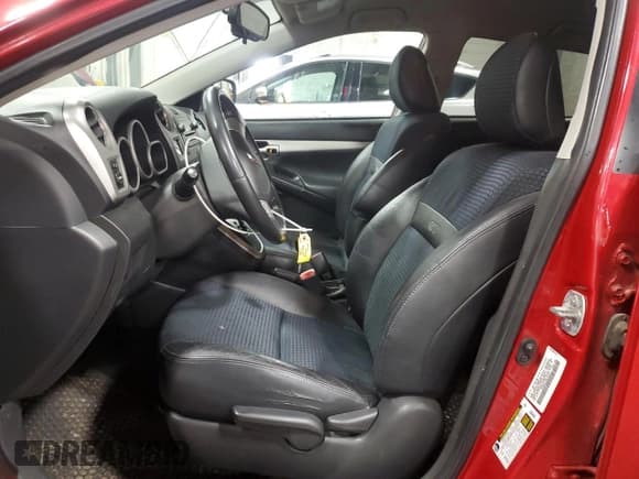 ✅ 2009 Pontiac Vibe GT • VIN: 5Y2SR67019Z457657 • Lot: 68351095. Listed on Copart with 213,821 mi. Free auction sales archive from the USA and detailed vehicle history report at DreamBid. Image 7.