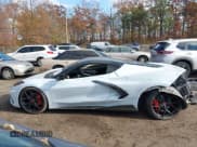 ✅ 2023 Chevrolet Corvette 2LT • VIN: 1G1YB2D46P5100292 • Lot: 43596131. Wystawiony na IAAI z przebiegiem 17 195 mil. Bezpłatny archiwum sprzedaży aukcyjnych z USA i szczegółowy raport historii pojazdu na DreamBid. Zdjęcie 14.