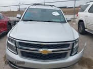 ✅ 2020 Chevrolet Suburban LT • VIN: 1GNSCHKC6LR265468 • Lot: 42042772. Wystawiony na IAAI z przebiegiem 113 335 mil. Bezpłatny archiwum sprzedaży aukcyjnych z USA i szczegółowy raport historii pojazdu na DreamBid. Zdjęcie 12.