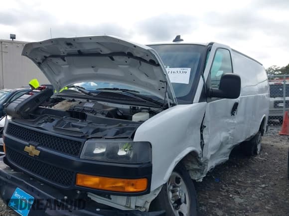 ✅ 2023 Chevrolet Express Cargo • VIN: 1GCWGAFP7P1118809 • Лот: 41163339. Опубликован ранее на IAAI с пробегом 31 377 миль. Бесплатный доступ к архиву аукционных продаж из США и подробный отчёт об истории автомобиля на DreamBid. Изображение 6.