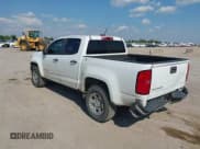 ✅ 2021 Chevrolet Colorado 2WD Work Truck • VIN: 1GCGSBEA5M1219400 • Lot: 42971493. Wystawiony na IAAI z przebiegiem 107 753 mil. Bezpłatny archiwum sprzedaży aukcyjnych z USA i szczegółowy raport historii pojazdu na DreamBid. Zdjęcie 3.