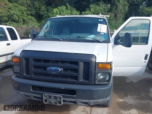 ✅ 2011 Ford Econoline Cargo Commercial • VIN: 1FTNE1EW1BDA52968 • Lot: 42591275. Listed on IAAI with 359,304 mi. Free auction sales archive from the USA and detailed vehicle history report at DreamBid. Image 6.
