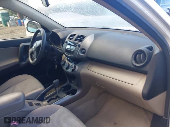 ✅ 2008 Toyota RAV4 • VIN: JTMBK33V985070803 • Лот: 43131720. Опубликован ранее на IAAI с пробегом 108 105 миль. Бесплатный доступ к архиву аукционных продаж из США и подробный отчёт об истории автомобиля на DreamBid. Изображение 5.