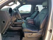 ✅ 2019 Ford Expedition Max Limited • VIN: 1FMJK2AT2KEA18228 • Lot: 81638885. Wystawiony na Copart z przebiegiem 110 870 mil. Bezpłatny archiwum sprzedaży aukcyjnych z USA i szczegółowy raport historii pojazdu na DreamBid. Zdjęcie 7.