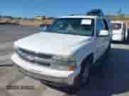 2001 Chevrolet Tahoe LT z VIN 1GNEK13T01R227432, wystawiony jako IAAI lot #43384510 z przebiegiem 171 563 mil mil oraz . Historia ofert i sprzedaży dostępna na DreamBid. Obrazek 17.