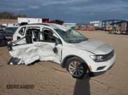 ✅ 2020 Volkswagen Tiguan S • VIN: 3VV1B7AX3LM117545 • Lot: 43578179. Listed on IAAI with 84,593 mi. Free auction sales archive from the USA and detailed vehicle history report at DreamBid. Image 1.