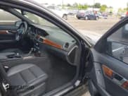 ✅ 2013 Mercedes-Benz C 300 Sport • VIN: WDDGF8AB4DR276989 • Lot: 43176906. Listed on IAAI with 88,042 mi. Free auction sales archive from the USA and detailed vehicle history report at DreamBid. Image 5.