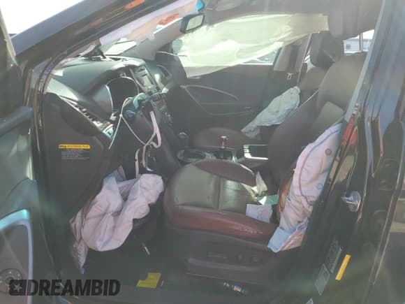 ✅ 2015 Hyundai Santa Fe Limited • VIN: KM8SN4HF9FU128325 • Лот: 87370584. Опубликован ранее на Copart с пробегом Не указан. Бесплатный доступ к архиву аукционных продаж из США и подробный отчёт об истории автомобиля на DreamBid. Изображение 7.