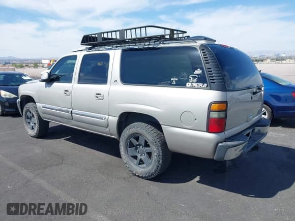 ✅ 2005 GMC Yukon XL SLT • VIN: 1GKFK16Z95J155393 • Lot: 41929213. Listed on IAAI with 206,876 mi. Free auction sales archive from the USA and detailed vehicle history report at DreamBid. Image 3.