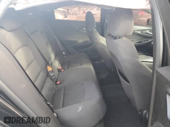 2017 Chevrolet Malibu LS с VIN 1G1ZB5ST7HF267014, выставлен на аукционе Copart как лот 81891285 с пробегом Не указан миль и Списание • Salvage title. История ставок и продаж доступна на DreamBid. Изображение 10.