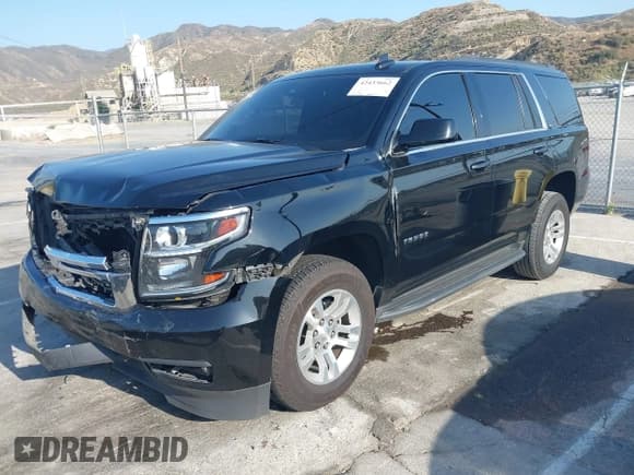 ✅ 2017 Chevrolet Tahoe LT • VIN: 1GNSCBKC3HR200372 • Лот: 42433662. Опубликован ранее на IAAI с пробегом 111 046 миль. Бесплатный доступ к архиву аукционных продаж из США и подробный отчёт об истории автомобиля на DreamBid. Изображение 2.