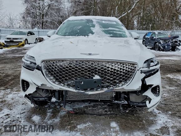 ✅ 2022 Genesis GV70 2.5T • VIN: KMUMADTBXNU044264 • Lot: 94760865. Listed on Copart with 85,443 mi. Free auction sales archive from the USA and detailed vehicle history report at DreamBid. Image 5.