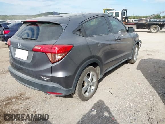 ✅ 2016 Honda HR-V LX • VIN: 3CZRU5H34GM736710 • Лот: 43398758. Опубликован ранее на IAAI с пробегом 221 885 миль. Бесплатный доступ к архиву аукционных продаж из США и подробный отчёт об истории автомобиля на DreamBid. Изображение 4.