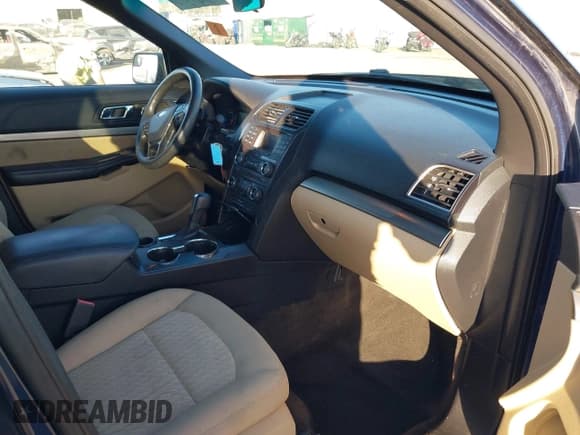 ✅ 2016 Ford Explorer • VIN: 1FM5K7B81GGA43674 • Lot: 41104977. Listed on IAAI with 107,129 mi. Free auction sales archive from the USA and detailed vehicle history report at DreamBid. Image 5.