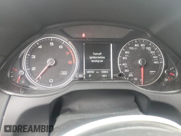 ✅ 2015 Audi Q5 Premium Plus • VIN: WA1LFAFP4FA092636 • Lot: 90357965. Wystawiony na Copart z przebiegiem 145 742 mil. Bezpłatny archiwum sprzedaży aukcyjnych z USA i szczegółowy raport historii pojazdu na DreamBid. Zdjęcie 9.