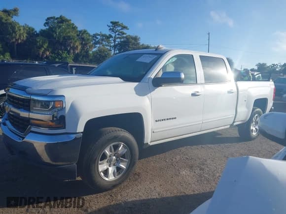 ✅ 2018 Chevrolet Silverado 1500 LT • VIN: 3GCUKREC2JG373136 • Lot: 43377912. Wystawiony na IAAI z przebiegiem 113 869 mil. Bezpłatny archiwum sprzedaży aukcyjnych z USA i szczegółowy raport historii pojazdu na DreamBid. Zdjęcie 14.
