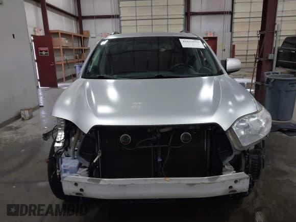 ✅ 2010 Toyota Highlander • VIN: 5TDBK3EH1AS018797 • Лот: 43653551. Опубликован ранее на IAAI с пробегом 222 338 миль. Бесплатный доступ к архиву аукционных продаж из США и подробный отчёт об истории автомобиля на DreamBid. Изображение 13.