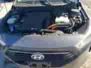 2017 Hyundai Ioniq Blue с VIN KMHC65LCXHU024840, выставлен на аукционе Copart как лот 76597864 с пробегом 70 901 миль миль и Списание • Salvage title. История ставок и продаж доступна на DreamBid. Изображение 11.