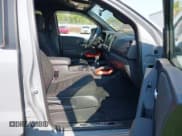 ✅ 2023 Nissan Frontier SV • VIN: 1N6ED1EK4PN622489 • Лот: 42400562. Опубликован ранее на IAAI с пробегом 25 595 миль. Бесплатный доступ к архиву аукционных продаж из США и подробный отчёт об истории автомобиля на DreamBid. Изображение 5.