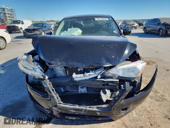 ✅ 2015 Nissan Sentra S • VIN: 3N1AB7AP7FY227612 • Lot: 92256865. Wystawiony na Copart z przebiegiem 142 672 mil. Bezpłatny archiwum sprzedaży aukcyjnych z USA i szczegółowy raport historii pojazdu na DreamBid. Zdjęcie 5.