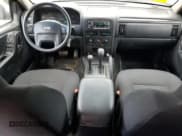 ✅ 2004 Jeep Grand Cherokee Laredo • VIN: 1J4GW48S64C160831 • Lot: 61920005. Wystawiony na Copart z przebiegiem 135 243 mil. Bezpłatny archiwum sprzedaży aukcyjnych z USA i szczegółowy raport historii pojazdu na DreamBid. Zdjęcie 8.