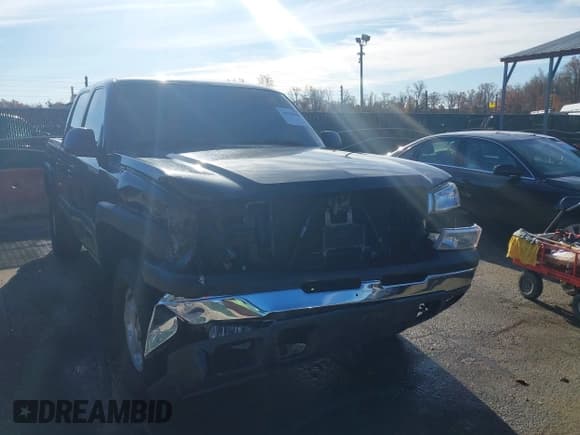 ✅ 2004 Chevrolet Silverado 1500 Z71 • VIN: 2GCEK13T441379543 • Lot: 43700681. Wystawiony na IAAI z przebiegiem 218 175 mil. Bezpłatny archiwum sprzedaży aukcyjnych z USA i szczegółowy raport historii pojazdu na DreamBid. Zdjęcie 6.