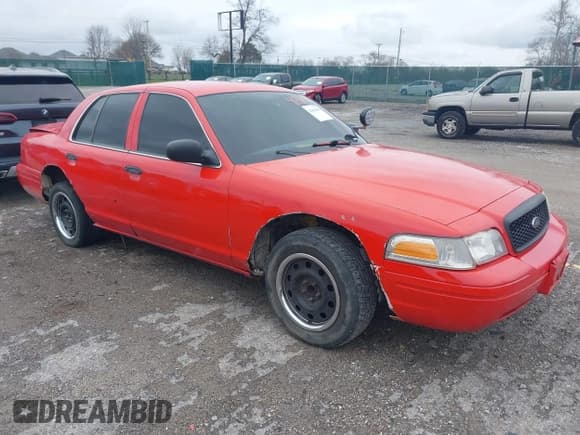 ✅ 2007 Ford Police Interceptor • VIN: 2FAFP71W67X162041 • Lot: 41868999. Listed on IAAI with 170,000 mi. Free auction sales archive from the USA and detailed vehicle history report at DreamBid. Image 1.