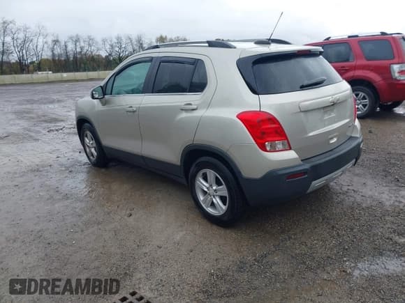 ✅ 2016 Chevrolet Trax LT • VIN: 3GNCJLSB3GL274100 • Лот: 43576335. Опубликован ранее на IAAI с пробегом 76 007 миль. Бесплатный доступ к архиву аукционных продаж из США и подробный отчёт об истории автомобиля на DreamBid. Изображение 3.