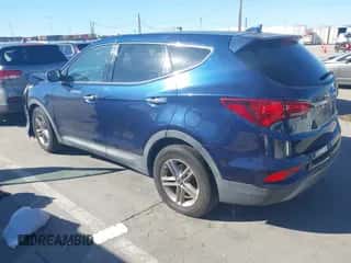 2017 Hyundai Santa Fe 2.4L z VIN 5XYZT3LB6HG467586, wystawiony jako IAAI lot #43585328 z przebiegiem 84 065 mil mil oraz . Historia ofert i sprzedaży dostępna na DreamBid. Obrazek 3.