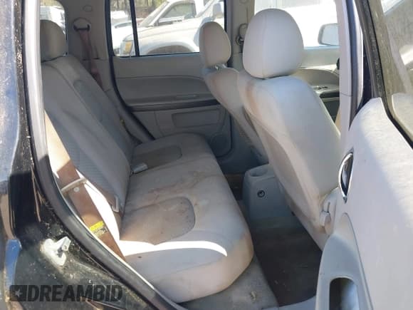 ✅ 2006 Chevrolet HHR LT • VIN: 3GNDA23D66S635077 • Lot: 41698557. Listed on IAAI with 167,234 mi. Free auction sales archive from the USA and detailed vehicle history report at DreamBid. Image 8.