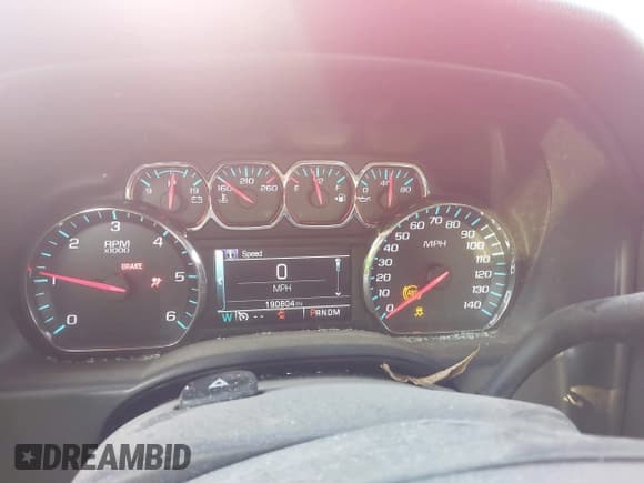 ✅ 2015 Chevrolet Silverado 1500 LT • VIN: 3GCUKREC2FG102035 • Lot: 43364737. Wystawiony na IAAI z przebiegiem 190 804 mil. Bezpłatny archiwum sprzedaży aukcyjnych z USA i szczegółowy raport historii pojazdu na DreamBid. Zdjęcie 7.