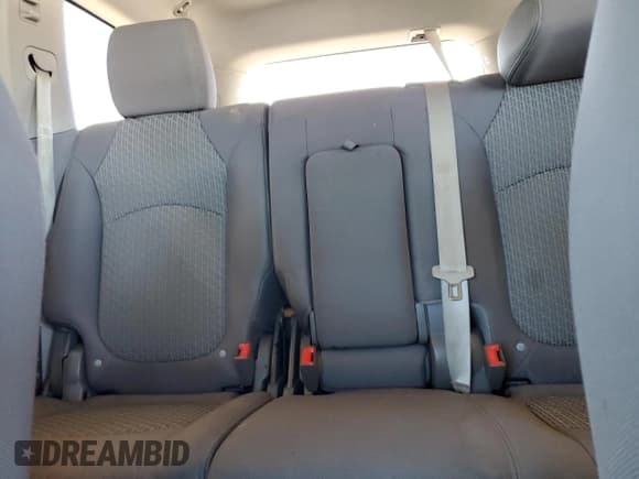 ✅ 2011 Chevrolet Traverse LS • VIN: 1GNKRFEDXBJ163157 • Lot: 82475215. Wystawiony na Copart z przebiegiem 174 549 mil. Bezpłatny archiwum sprzedaży aukcyjnych z USA i szczegółowy raport historii pojazdu na DreamBid. Zdjęcie 10.