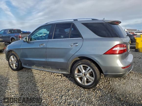 ✅ 2014 Mercedes-Benz M 350 • VIN: 4JGDA2EB2EA427519 • Lot: 95826885. Wystawiony na Copart z przebiegiem 213 169 mil. Bezpłatny archiwum sprzedaży aukcyjnych z USA i szczegółowy raport historii pojazdu na DreamBid. Zdjęcie 2.