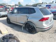 ✅ 2020 Volkswagen Tiguan SE • VIN: 3VV3B7AX3LM134970 • Lot: 43784415. Wystawiony na IAAI z przebiegiem Nie podano. Bezpłatny archiwum sprzedaży aukcyjnych z USA i szczegółowy raport historii pojazdu na DreamBid. Zdjęcie 3.