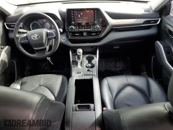 ✅ 2022 Toyota Highlander Hybrid LE • VIN: 5TDZARAH2NS511839 • Lot: 46539855. Wystawiony na Copart z przebiegiem 162 228 mil. Bezpłatny archiwum sprzedaży aukcyjnych z USA i szczegółowy raport historii pojazdu na DreamBid. Zdjęcie 8.