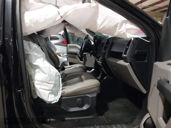 ✅ 2017 Ford F-150 XL • VIN: 1FTEW1EF2HFC11250 • Лот: 42252481. Опубликован ранее на IAAI с пробегом 104 955 миль. Бесплатный доступ к архиву аукционных продаж из США и подробный отчёт об истории автомобиля на DreamBid. Изображение 5.