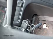 ✅ 1999 Volvo S70 • VIN: YV1LS55A1X1602832 • Lot: 41419464. Wystawiony na IAAI z przebiegiem 243 610 mil. Bezpłatny archiwum sprzedaży aukcyjnych z USA i szczegółowy raport historii pojazdu na DreamBid. Zdjęcie 11.