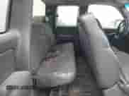 ✅ 2000 Chevrolet Silverado 1500 LS • VIN: 2GCEK19V6Y1387304 • Lot: 42312482. Wystawiony na IAAI z przebiegiem 279 382 mil mil. Skorzystaj z bezpłatnego archiwum sprzedaży aukcyjnych z USA i zobacz szczegółowy raport historii pojazdu na DreamBid. Zdjęcie 8.