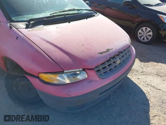✅ 2000 Chrysler Voyager • VIN: 2C4FJ25BXYR881370 • Lot: 43548840. Wystawiony na IAAI z przebiegiem Nie podano. Bezpłatny archiwum sprzedaży aukcyjnych z USA i szczegółowy raport historii pojazdu na DreamBid. Zdjęcie 6.