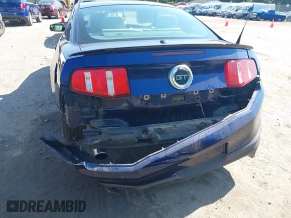 ✅ 2012 Ford Mustang GT Premium • VIN: 1ZVBP8CF1C5277764 • Lot: 43191730. Listed on IAAI with 52,459 mi. Free auction sales archive from the USA and detailed vehicle history report at DreamBid. Image 6.