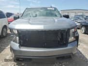 ✅ 2020 Chevrolet Silverado 1500 Custom • VIN: 3GCPYBEH1LG126160 • Lot: 67471794. Wystawiony na Copart z przebiegiem 131 509 mil. Bezpłatny archiwum sprzedaży aukcyjnych z USA i szczegółowy raport historii pojazdu na DreamBid. Zdjęcie 5.