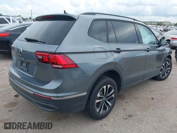 ✅ 2022 Volkswagen Tiguan S • VIN: 3VV1B7AX4NM141775 • Лот: 42582247. Опубликован ранее на IAAI с пробегом 53 069 миль. Бесплатный доступ к архиву аукционных продаж из США и подробный отчёт об истории автомобиля на DreamBid. Изображение 4.