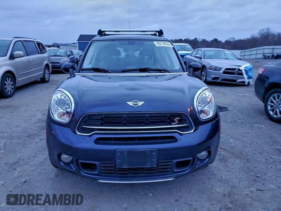 ✅ 2015 MINI Countryman S • VIN: WMWZC5C59FWT37630 • Lot: 95738555. Listed on Copart with 124,397 mi. Free auction sales archive from the USA and detailed vehicle history report at DreamBid. Image 5.